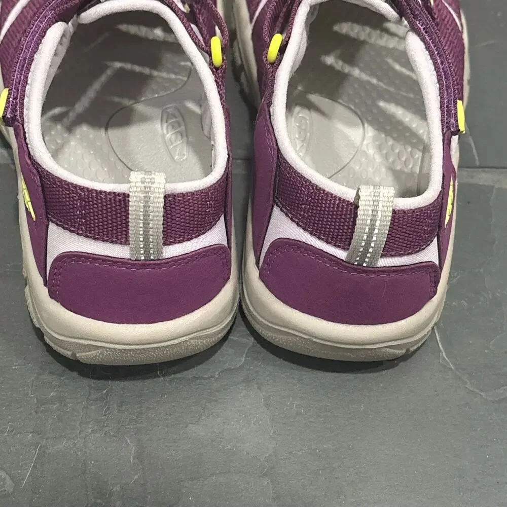 Keen Big Kids Newport H2 Purple Girls Sandals - size 2